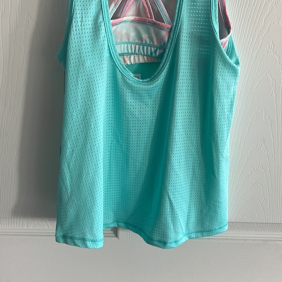 NWT Girls Soft Blue Turquoise Active Tank with built in bra - Picture 4 of 5